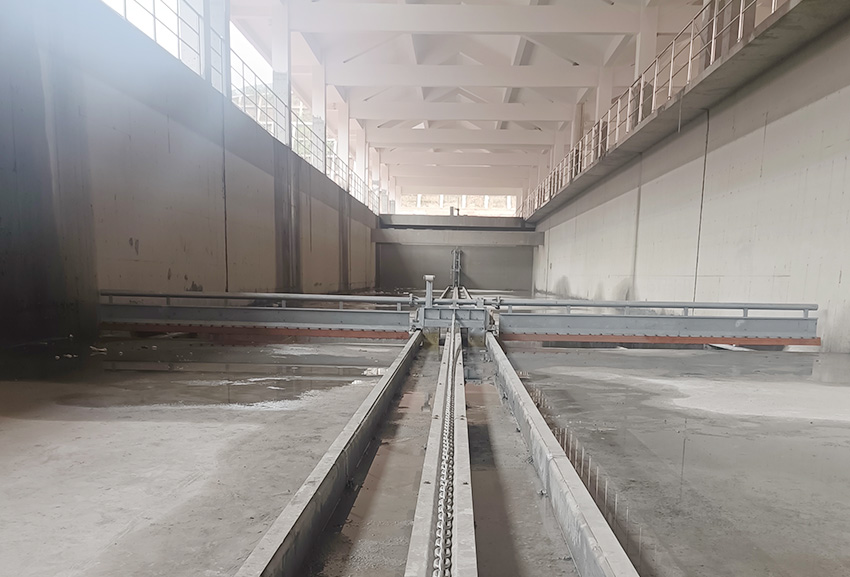 單軌刮泥機(jī)